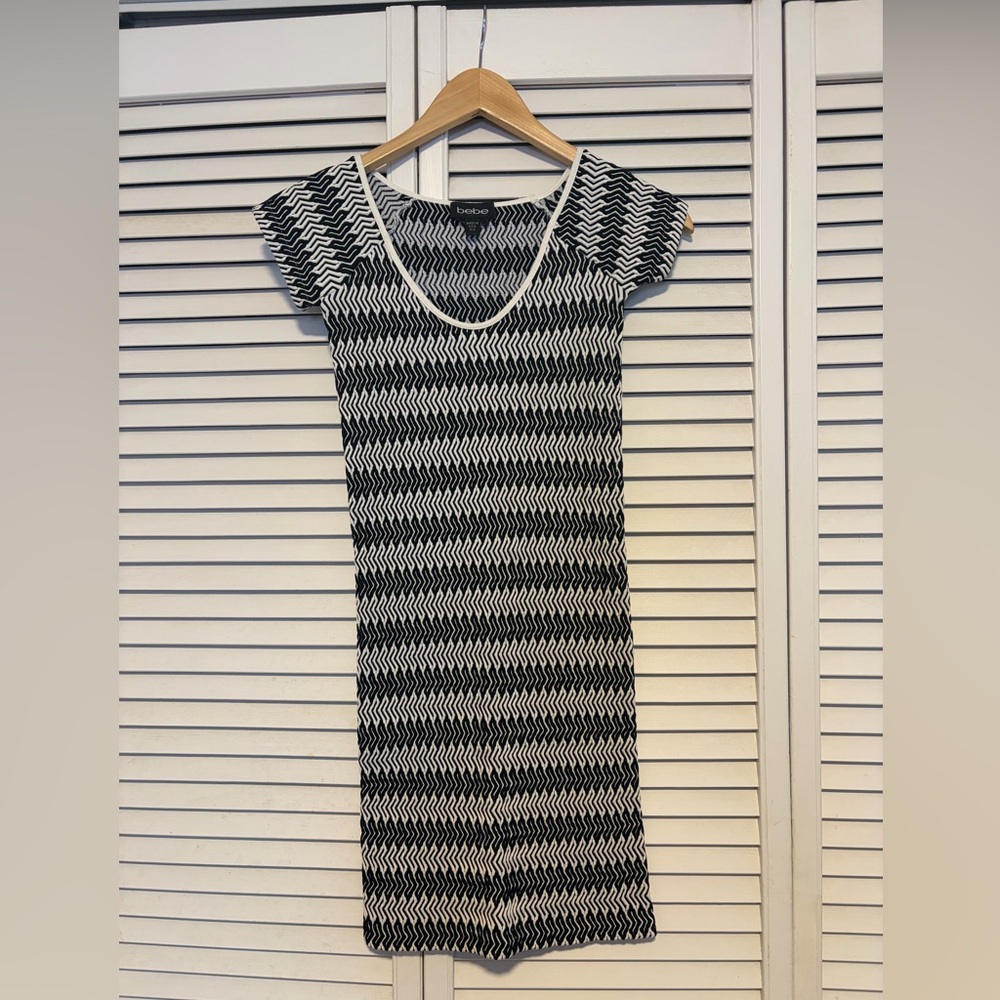 Black And White Body Con Dress By Bebe size: Petite Small Women’s